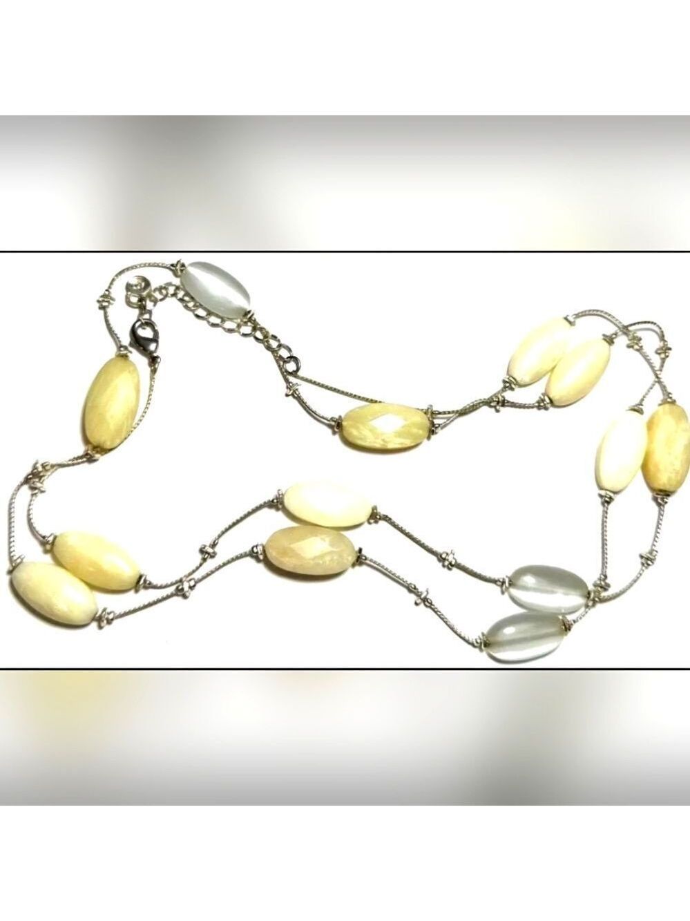 Vtg Jewelry Necklace SIGNED LIZ CLAIBORNE Chain Moon Glow Cream Bead Oval 32"-35